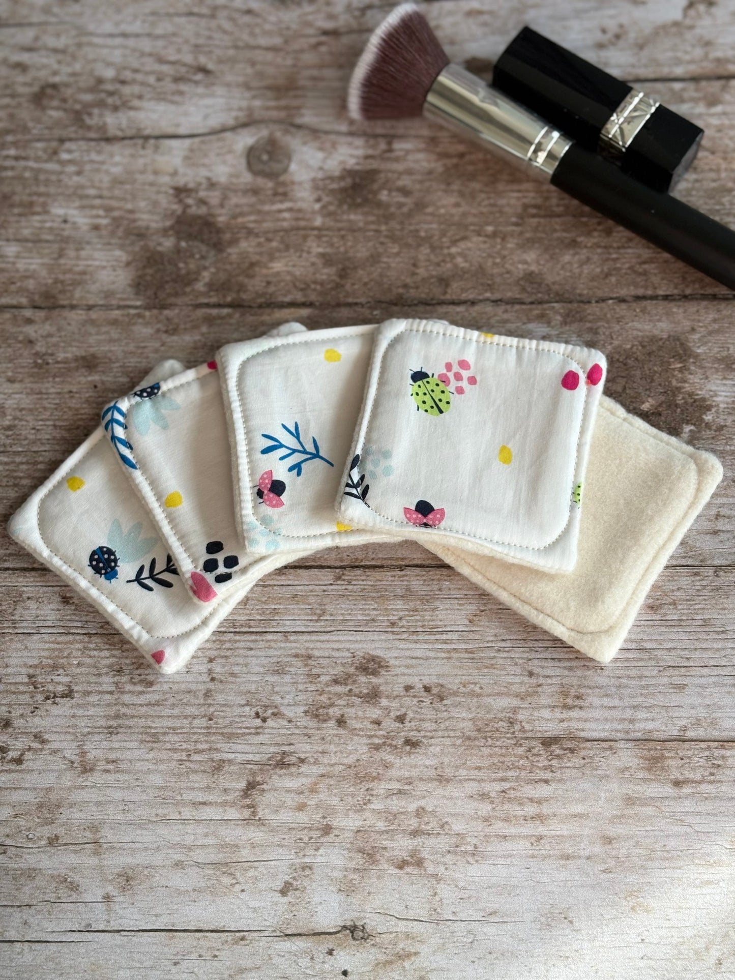 Lot de 5 cotons démaquillants