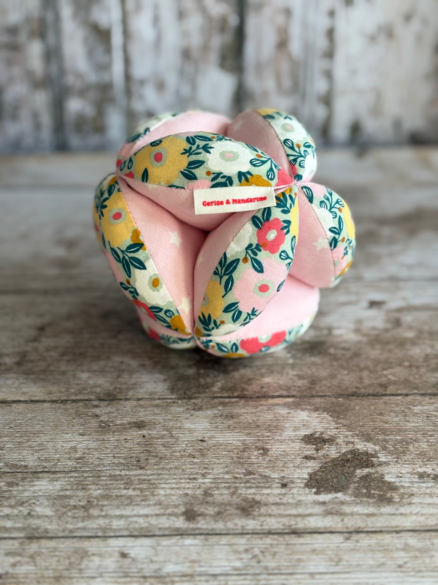 Balle de préhension rose