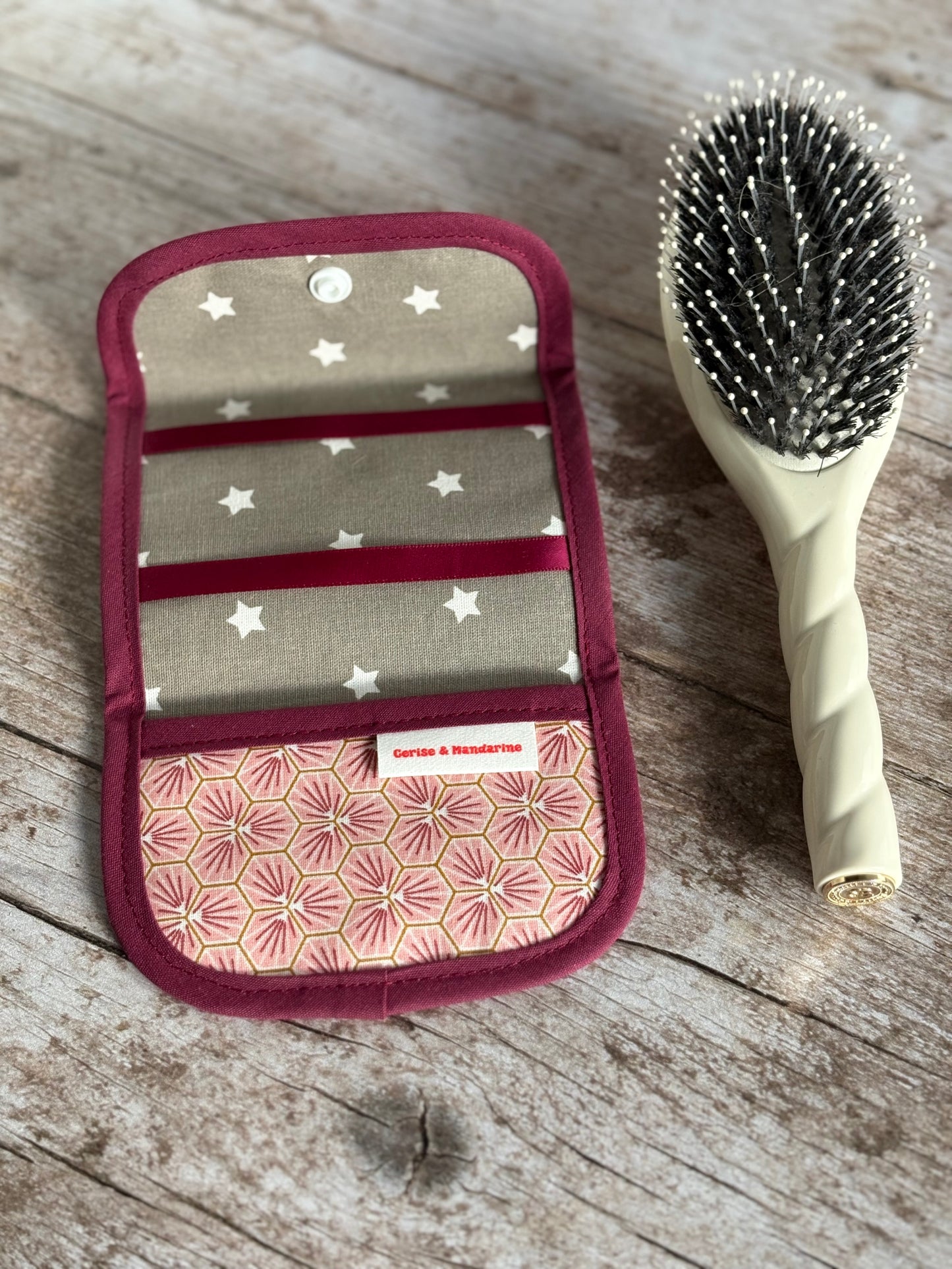 Pochette à barrettes