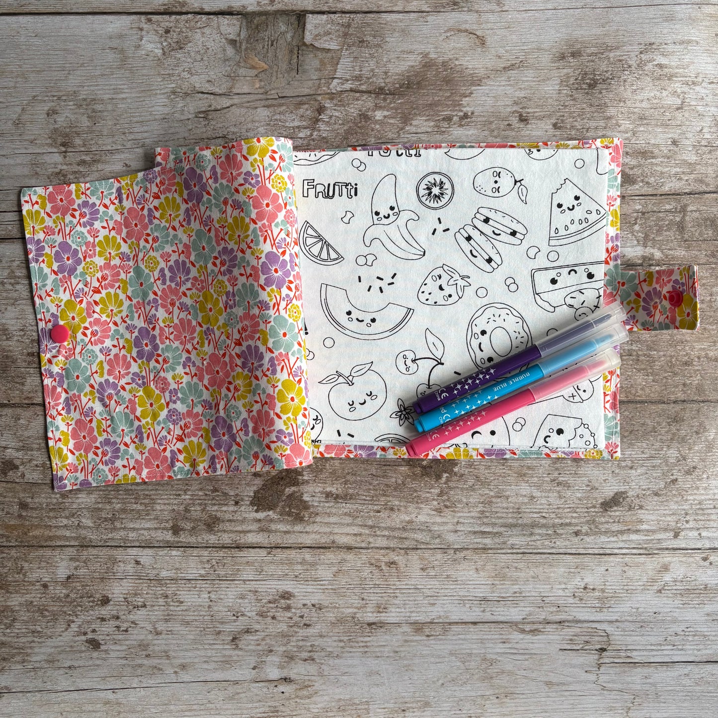 Cahier de coloriage lavable