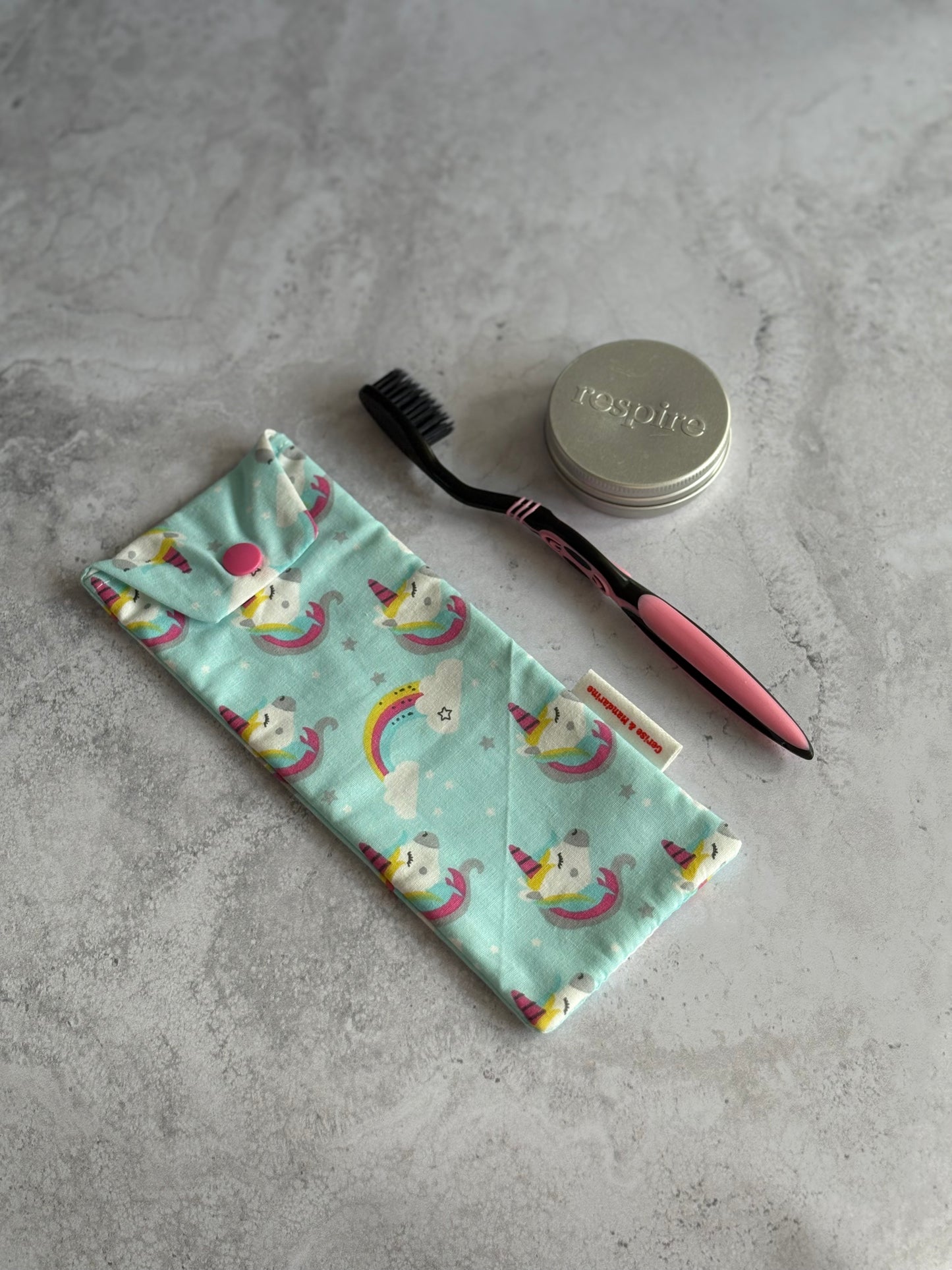 Etui à brosse à dent