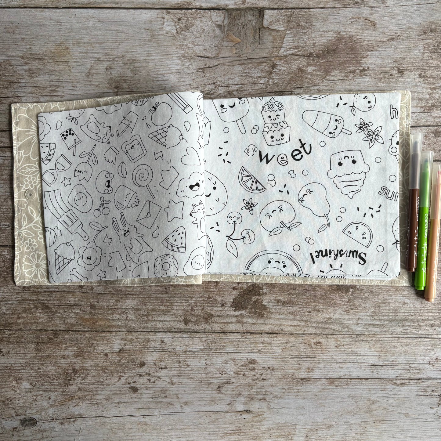 Cahier de coloriage lavable