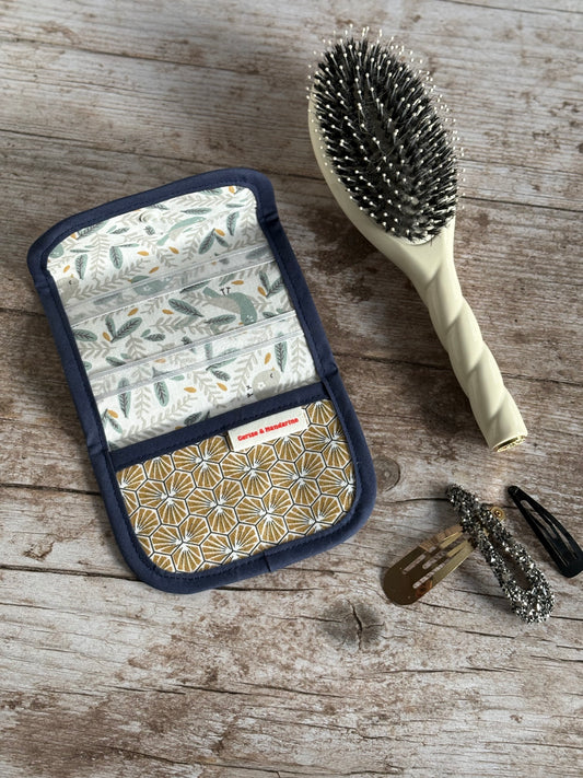 Pochette à barrettes