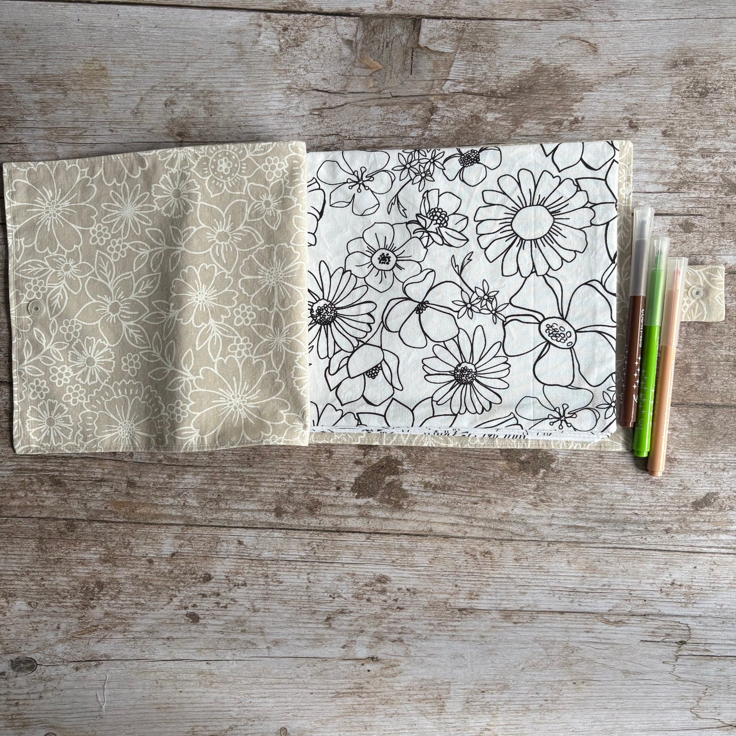 Cahier de coloriage lavable