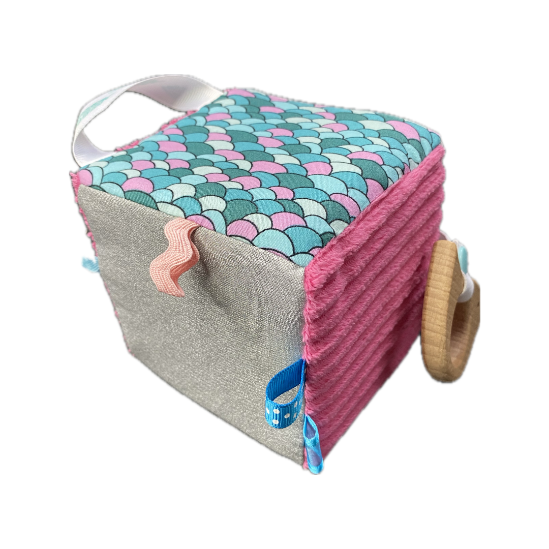 Cube d'activité Thème Licorne